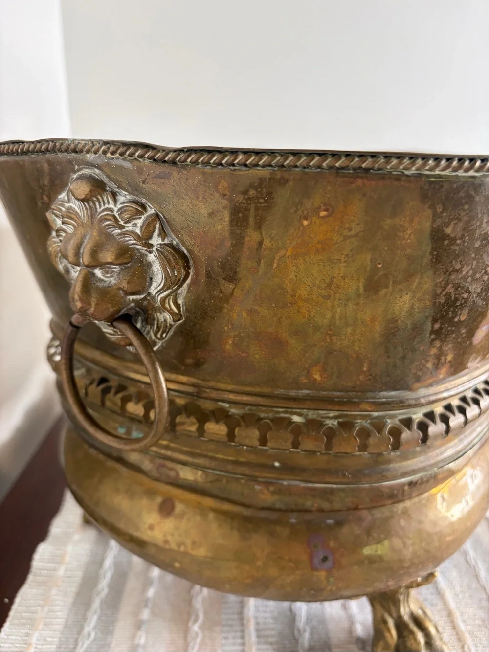 Hammered Embossed Brass Clawfoot Planter Jardinière Ornate Centerpiece 1800s